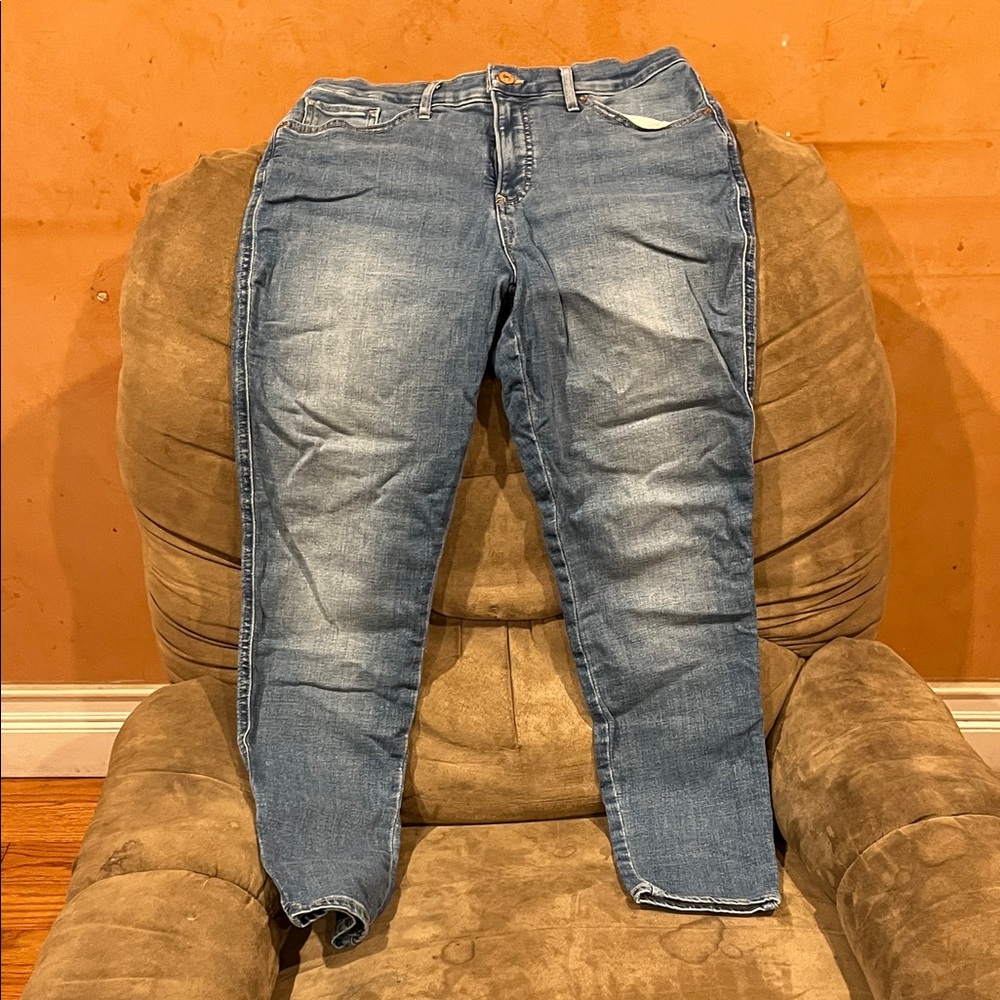 Express Women's Denim Skinny Jeans